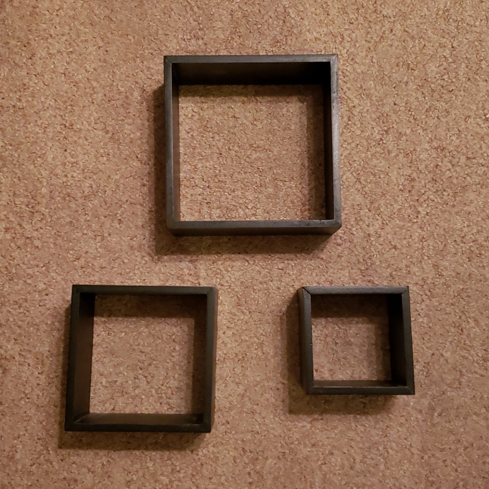 3 square shelfs